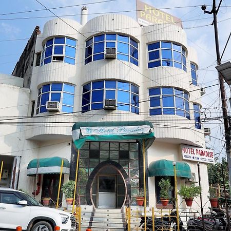 Hotel Paradise Kānpur Exterior photo